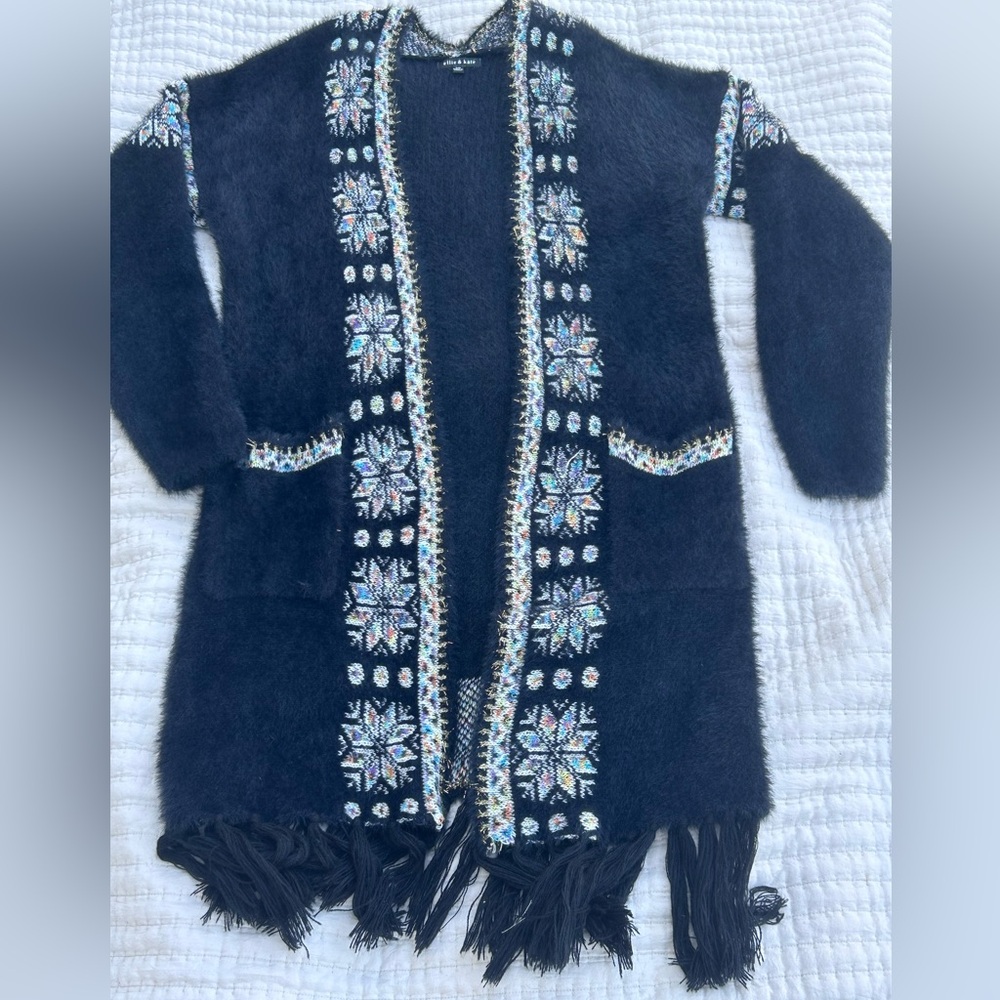 Ellie & Kate Black‎ Embroidered Fringe Cardigan